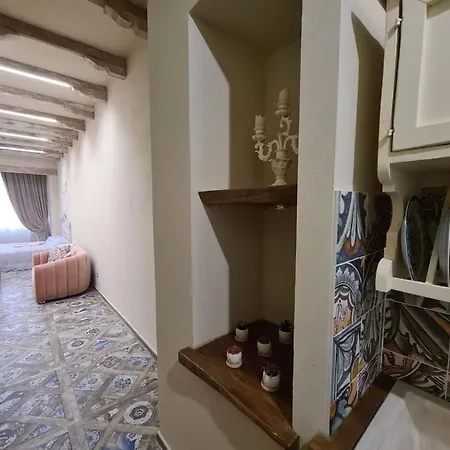 Lejlighed L' Incantevole Loft Di Lucrezia Pietrasanta